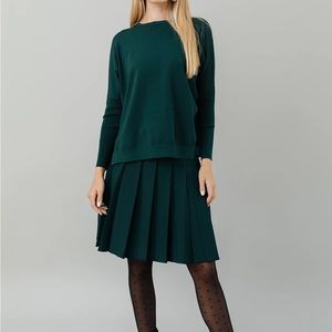 Apparalel wide pleat Infinity X skirt, forest pine, L 25” length, NWT. +top